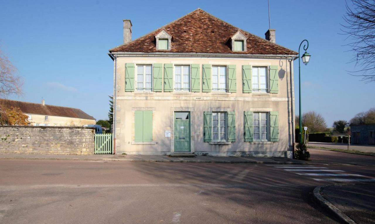 Gite Communal 148 Sainpuits Kültér fotó